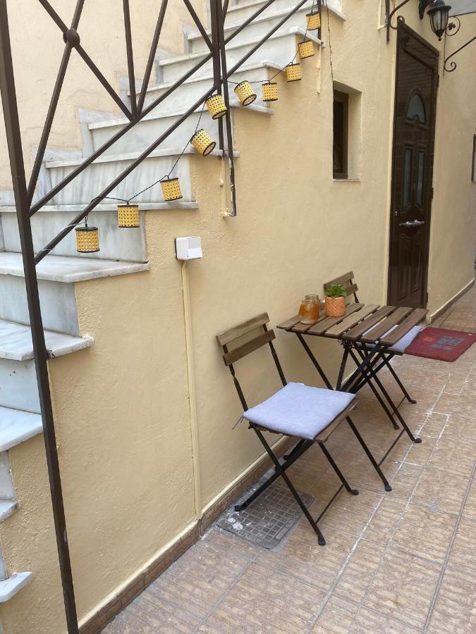 Cozy Maisonette Next To Plaka Athens Exterior photo
